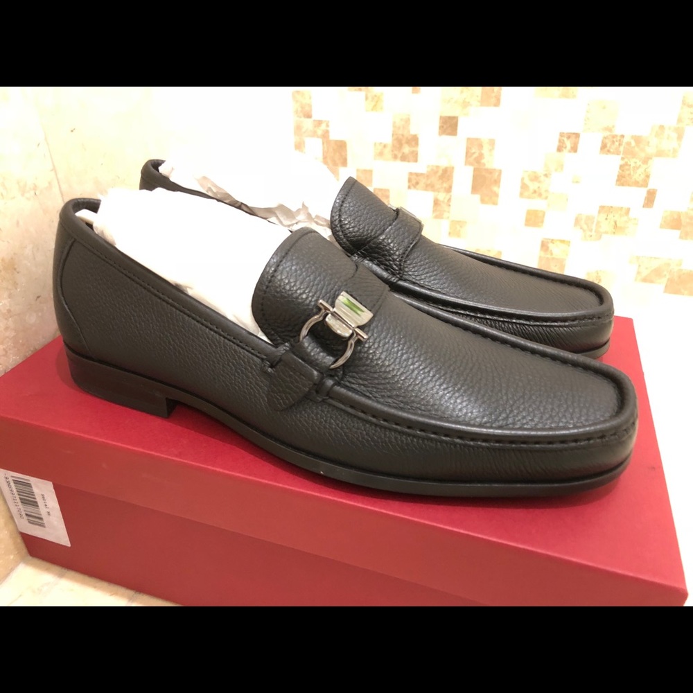 Salvatore Ferragamo Mueller | $650 | New | Size 9